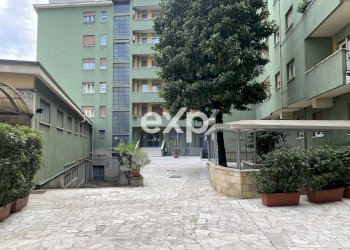 Bilocale Via Monte Generoso, Milano - foto 2