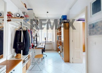 Bilocale Via Giuseppe Ferrari, 7 
 Castelletto, Genova (zona Castelletto) - foto 2