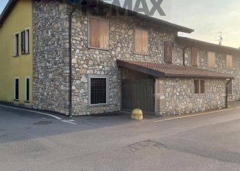 Trilocale Via San Cassiano, 16 
 Trescore Balneario, Trescore Balneario - foto 1