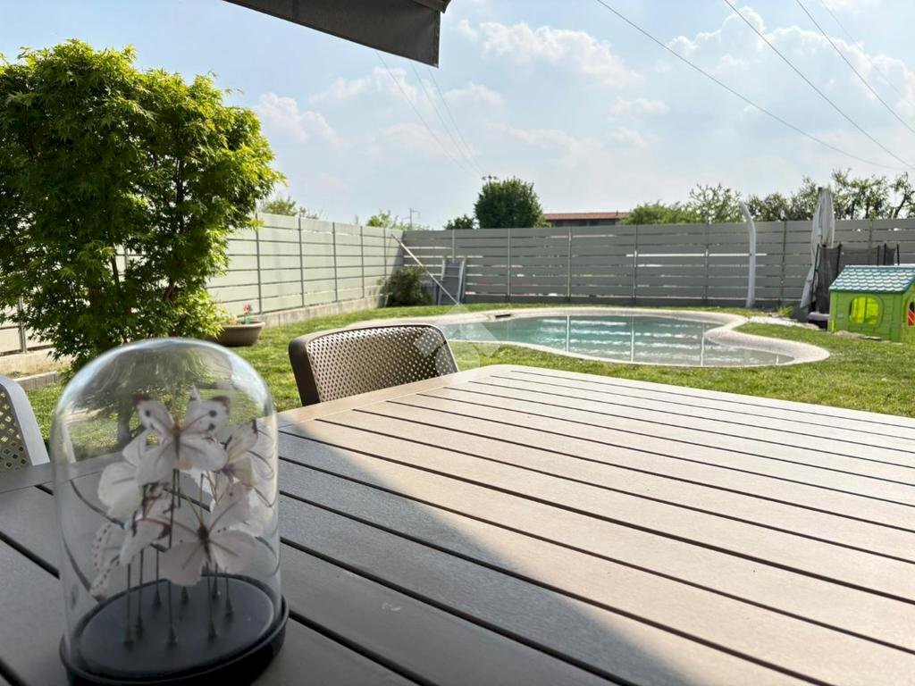 Villa a Schiera Via Torino, San Francesco al Campo - foto 1