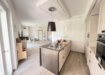 Villa a Schiera Via Torino, San Francesco al Campo - foto 7