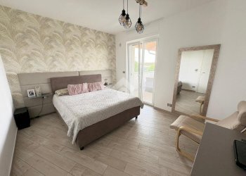 Villa a Schiera Via Torino, San Francesco al Campo - foto 13