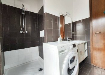 One-room apartment Vimercate - photo 8