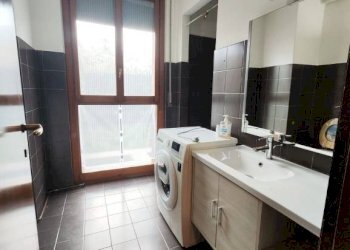 One-room apartment Vimercate - photo 10