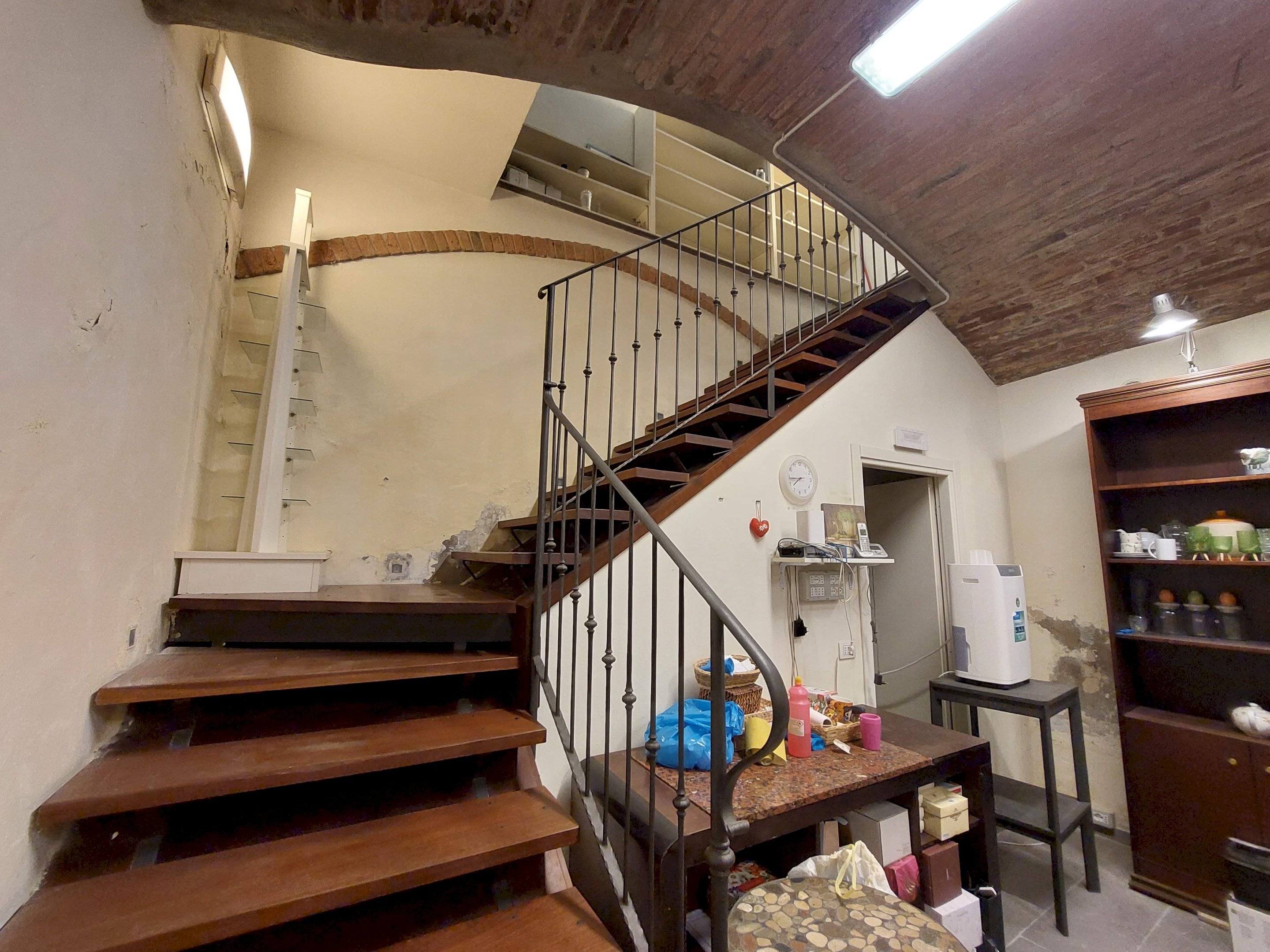 Locale Commerciale via Vicolo Stagni, 2, Imola - foto 3