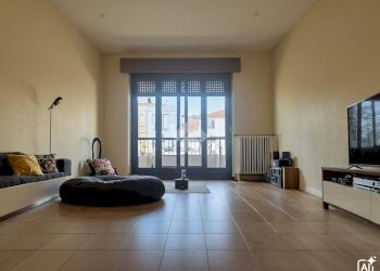 Three-room apartment Viale Beato Quagliotti, Galliate - photo 1