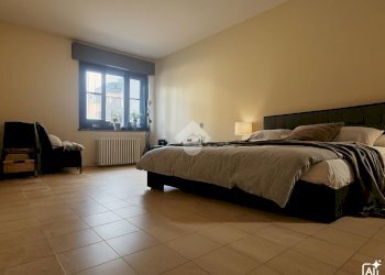 Three-room apartment Viale Beato Quagliotti, Galliate - photo 2