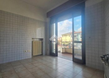 Three-room apartment Viale Beato Quagliotti, Galliate - photo 7