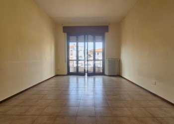 Three-room apartment Viale Beato Quagliotti, Galliate - photo 22