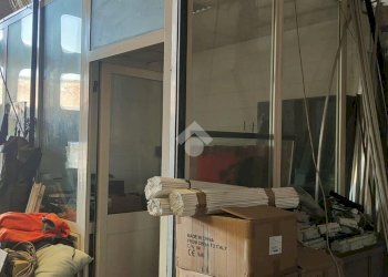 Magazzino via paverano, Savignone - foto 2