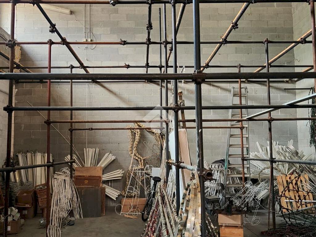 Warehouse via paverano, Savignone - photo 3