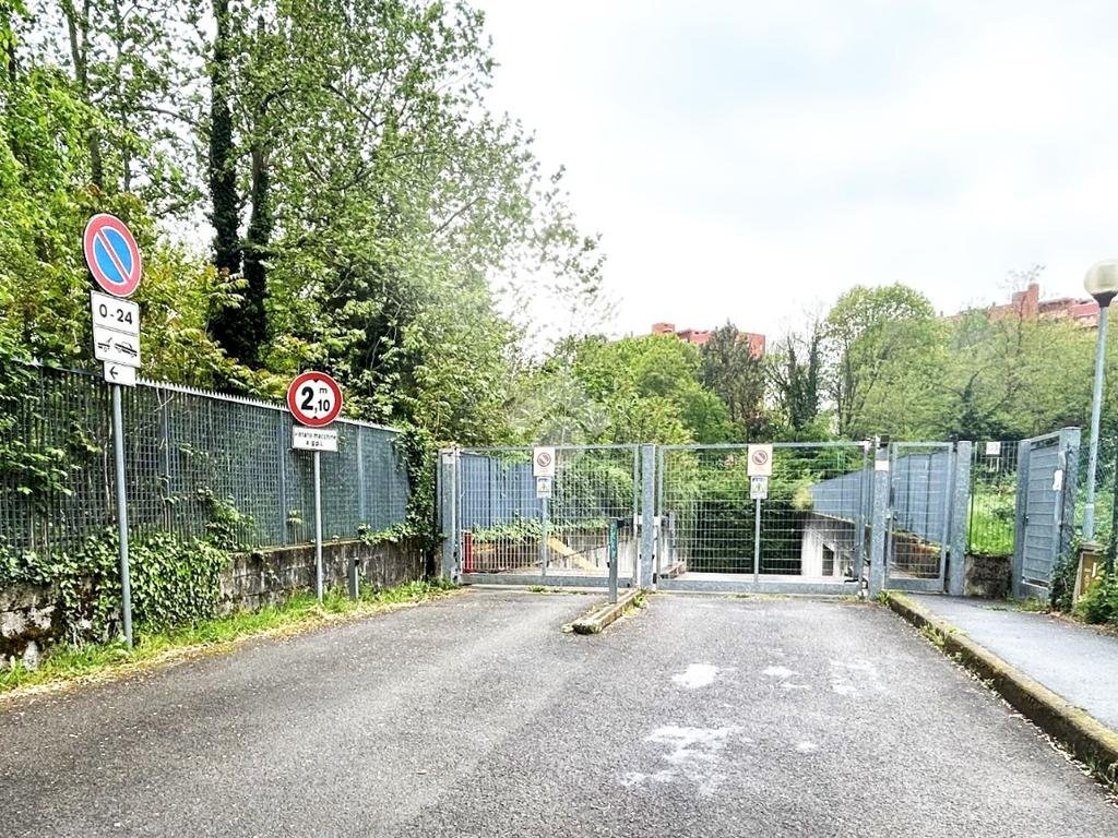 Box Via Mario Borsa, Milano (zona Gallaratese) - foto 1