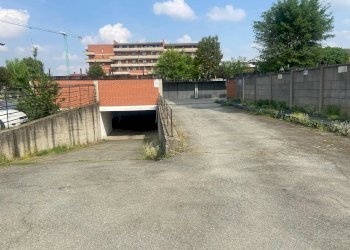 Box Carmangola corso Europa, Carmagnola - photo 1