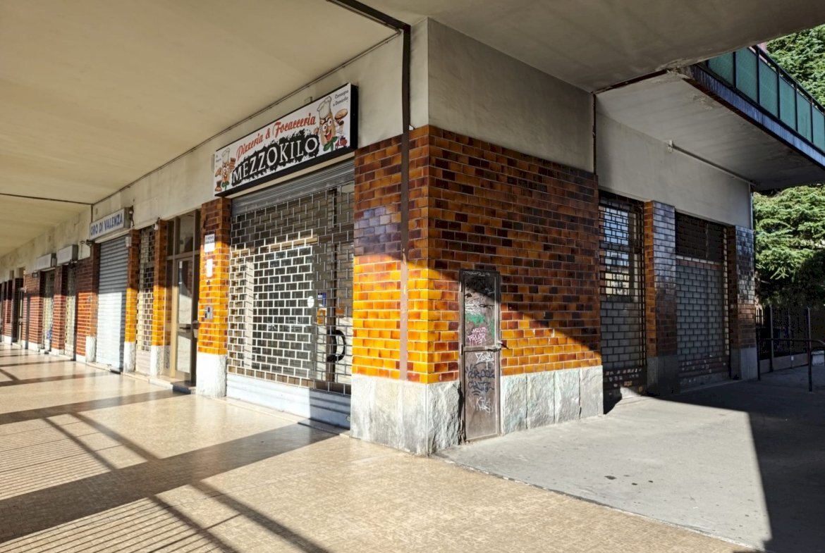 Locale Commerciale Moncalieri corso Roma 4, Moncalieri - foto 1