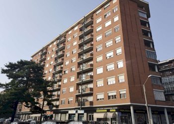 Trilocale Torino Piazza Basilicata 2, Nichelino - foto 1