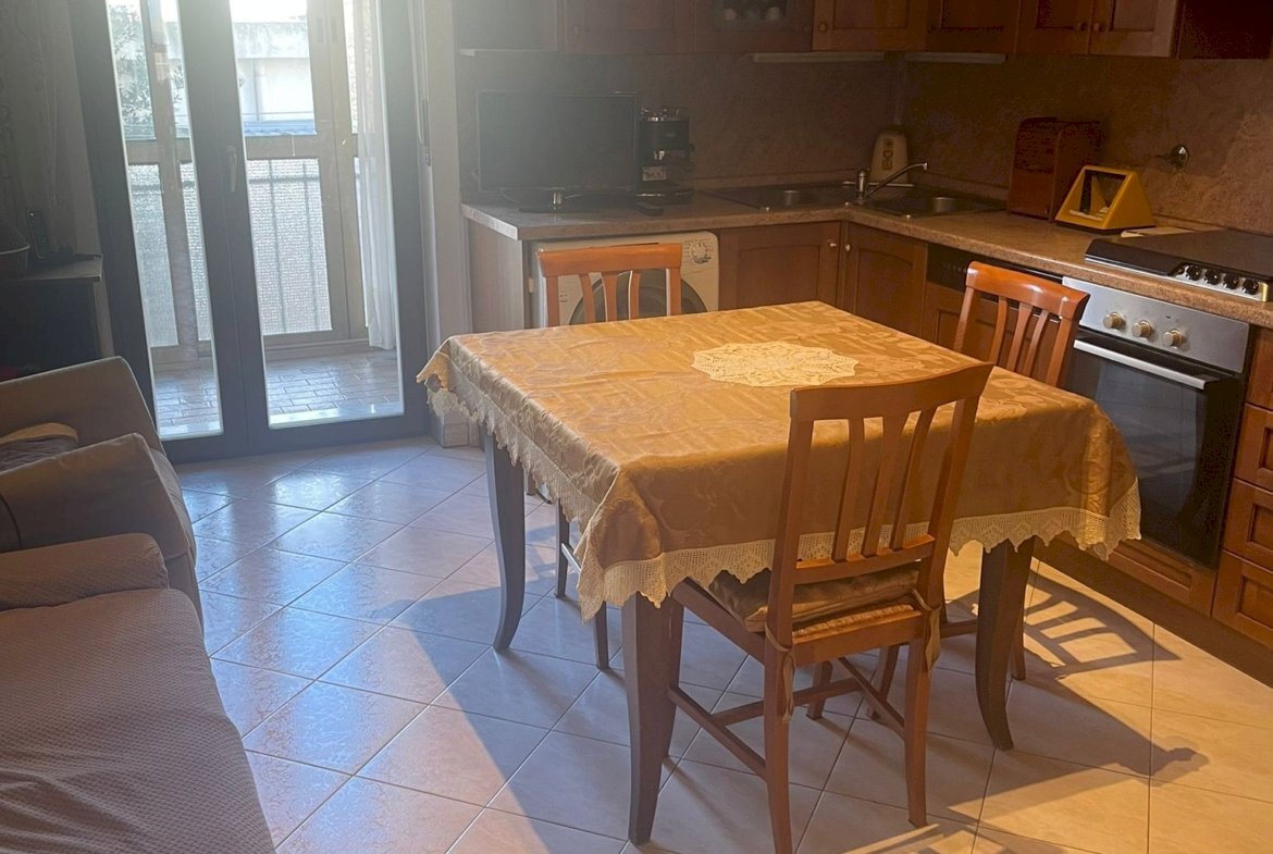 Three-room apartment Torino via Baracca 13, Torino (neighborhood Borgo Vittoria) - photo 1