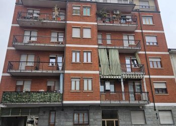 Trilocale Torino via Rismondo 12, Torino (zona Centro) - foto 1