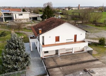 Villa Carignano strada Orbassano 15, Carignano - foto 2
