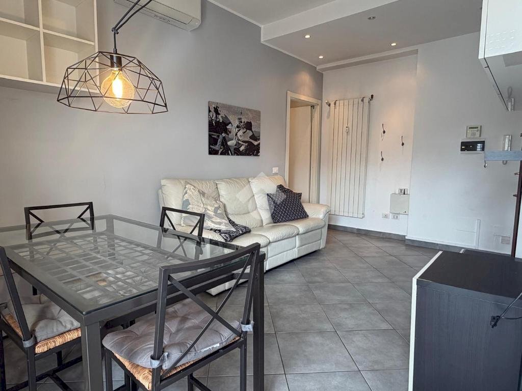 Appartamento Via ettore ponti, Milano (zona Famagosta) - foto 2