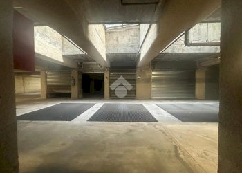 Parking space Via giuseppe frua, Milano (neighborhood Buonarroti) - photo 6