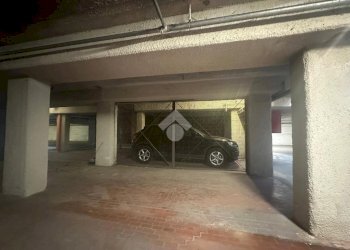 Parking space Via giuseppe frua, Milano (neighborhood Buonarroti) - photo 8