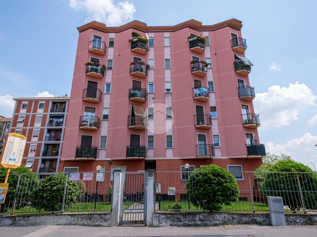 Two-room apartment Via Quinto Romano, Milano (neighborhood Baggio) - photo 1