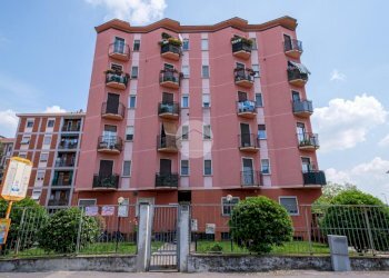 Two-room apartment Via Quinto Romano, Milano (neighborhood Baggio) - photo 1