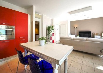 Three-room apartment Cassina De' Pecchi, Cassina de' Pecchi - photo 9