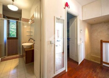 Three-room apartment Cassina De' Pecchi, Cassina de' Pecchi - photo 11