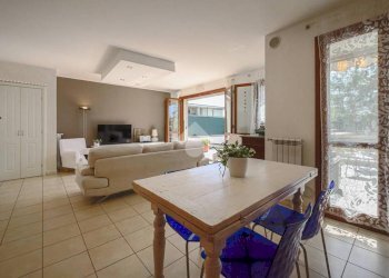 Three-room apartment Cassina De' Pecchi, Cassina de' Pecchi - photo 14