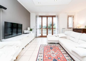 Three-room apartment Cassina De' Pecchi, Cassina de' Pecchi - photo 15