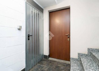 Three-room apartment Cassina De' Pecchi, Cassina de' Pecchi - photo 17