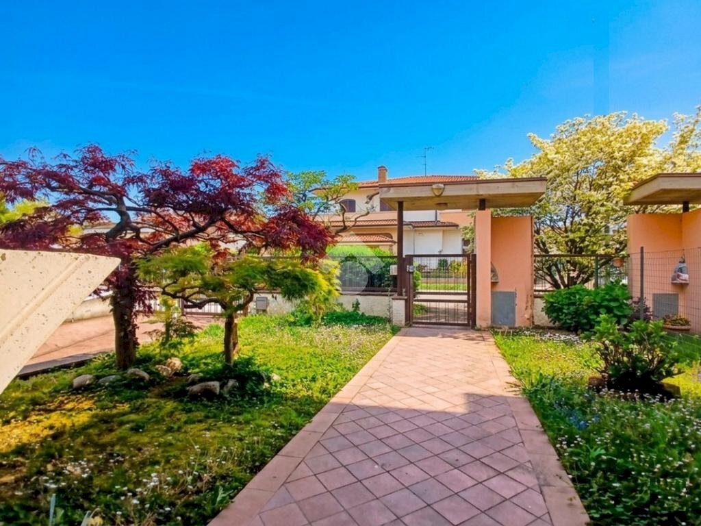 Portion of a house Via Bologna, Cassano d'Adda - photo 3