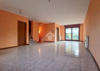 Portion of a house Via Bologna, Cassano d'Adda - photo 8