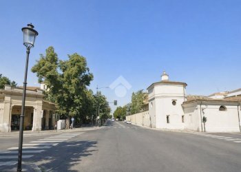 Quadrilocale Piazza XXV Aprile, Parma (zona Cittadella) - foto 2