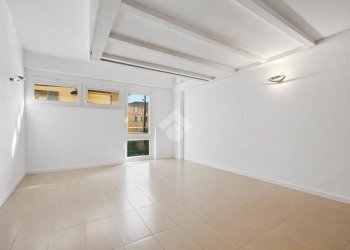 Monolocale Via Emilia Est, Parma (zona San Lazzaro) - foto 1