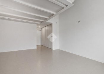 Monolocale Via Emilia Est, Parma (zona San Lazzaro) - foto 5