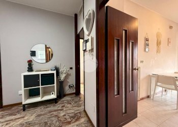 Three-room apartment Via XXV Aprile, Paderno Dugnano - photo 8