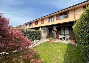 Villa a Schiera Via Pietro Colletta, Magenta - foto 1