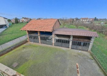 Villa Via S. Grato, Alice Castello - photo 4