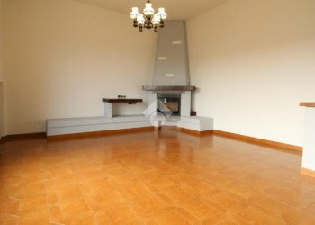 Villa Via S. Grato, Alice Castello - photo 13