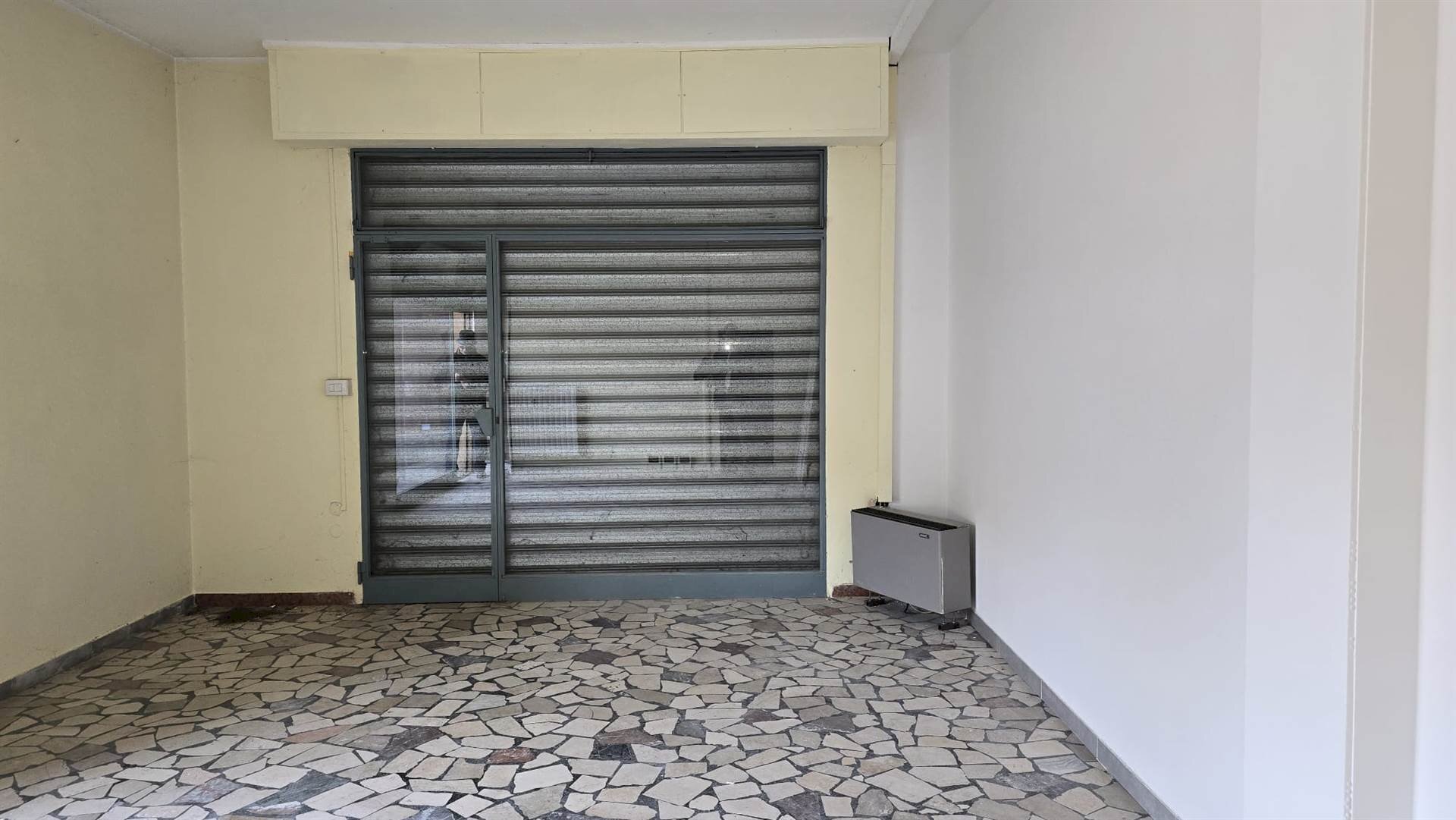 Office Via Alvarado 44, Modena - photo 1