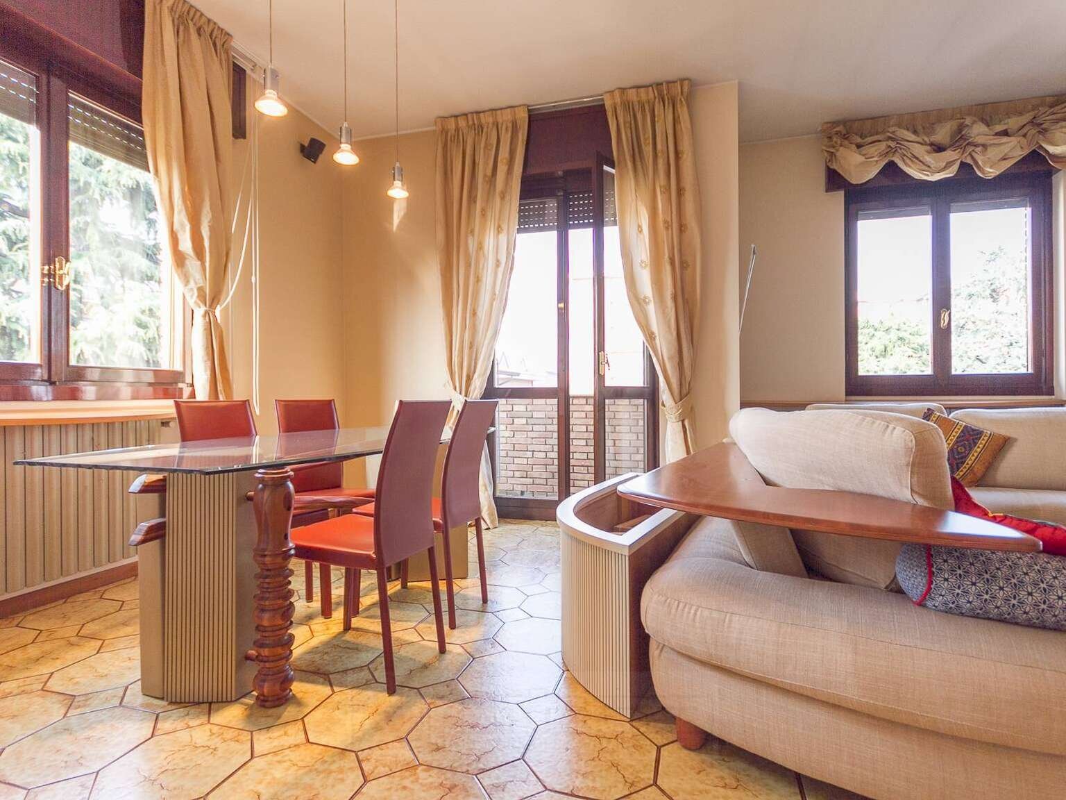 Three-room apartment Muggiò - photo 3