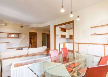 Three-room apartment Muggiò - photo 7