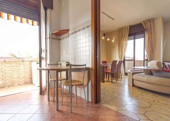 Three-room apartment Muggiò - photo 10