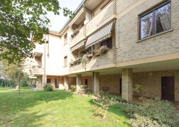 Three-room apartment Muggiò - photo 29