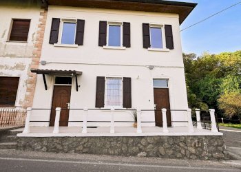 Porzione di casa Cornate d'Adda - foto 1