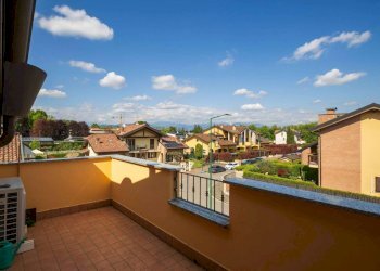 Three-room apartment Usmate Velate - photo 1