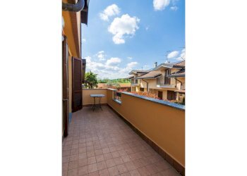 Three-room apartment Usmate Velate - photo 10