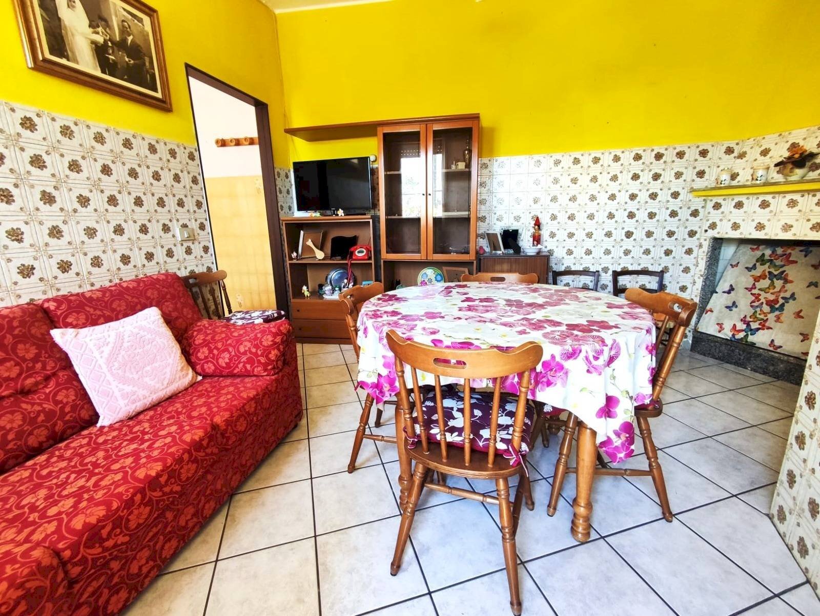 Foto 1 - Casa indipendente Via Ciro Menotti, Sardara - foto 1